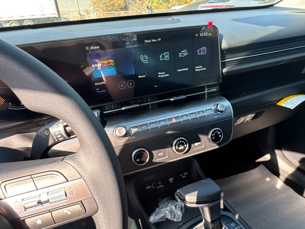 New 2026 Hyundai Kona SE image 18