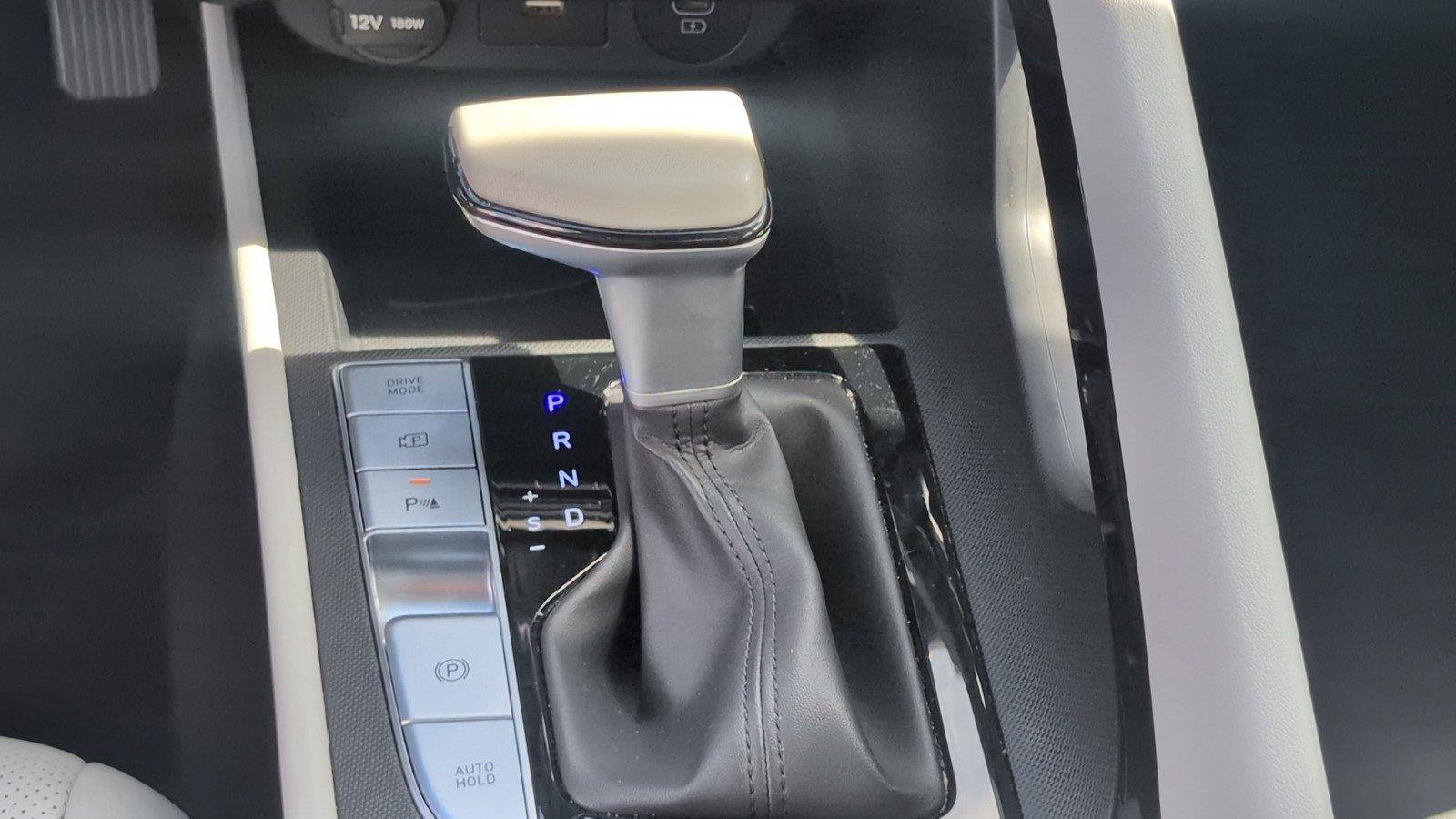 Used 2024 Hyundai Elantra Limited FWD image 26