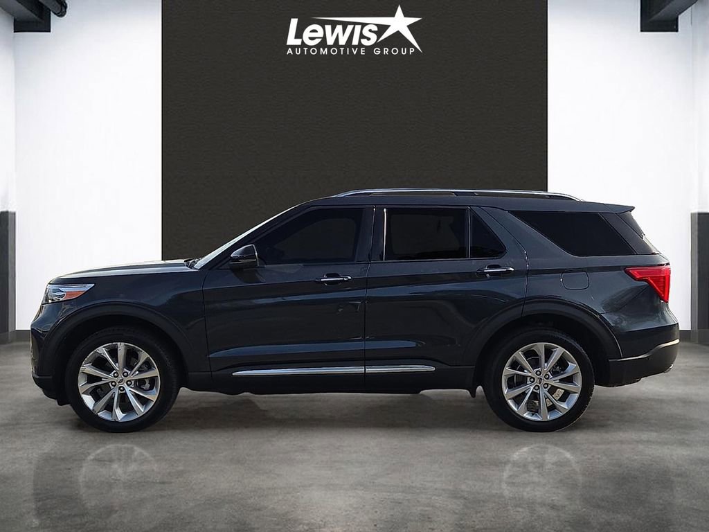 Used 2022 Ford Explorer Platinum w/ Equipment Group 601A AWD/4WD image 2