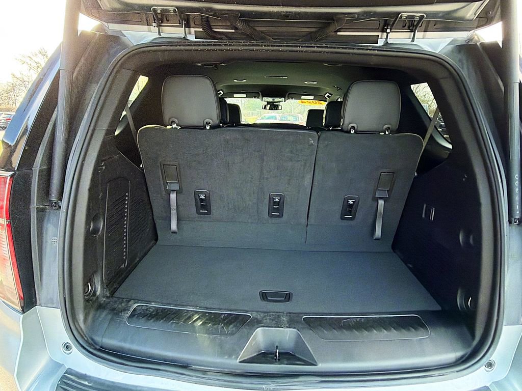 Used 2024 Chevrolet Tahoe LT image 14