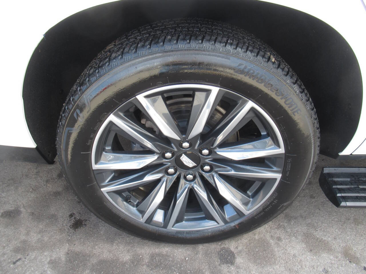 Used 2024 Cadillac Escalade Sport Platinum w/ LPO, Floor Liner Package image 16