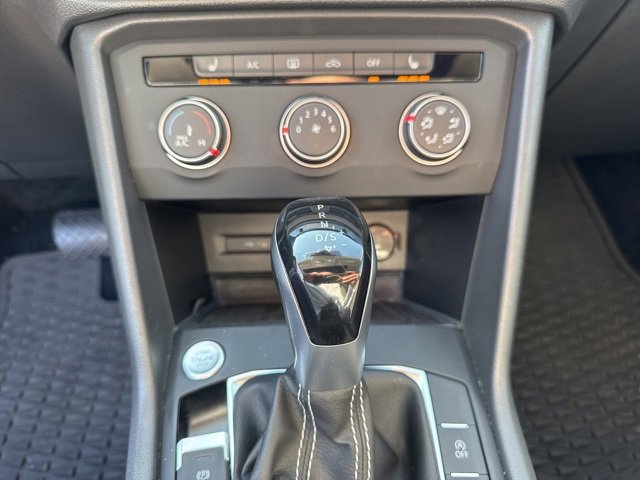 Used 2022 Volkswagen Taos SE image 26