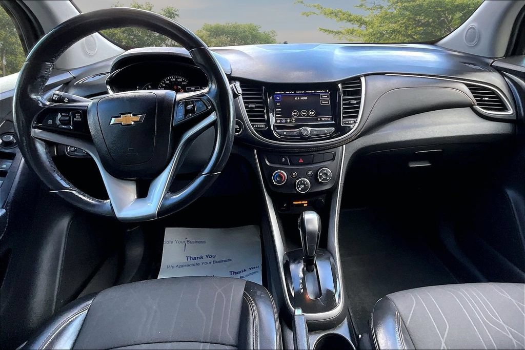 Used 2020 Chevrolet Trax LT w/ Driver Confidence Package AWD/4WD image 15