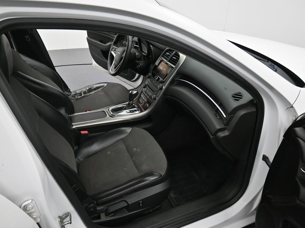 Used 2013 Chevrolet Malibu LT w/ Power Convenience Package image 32