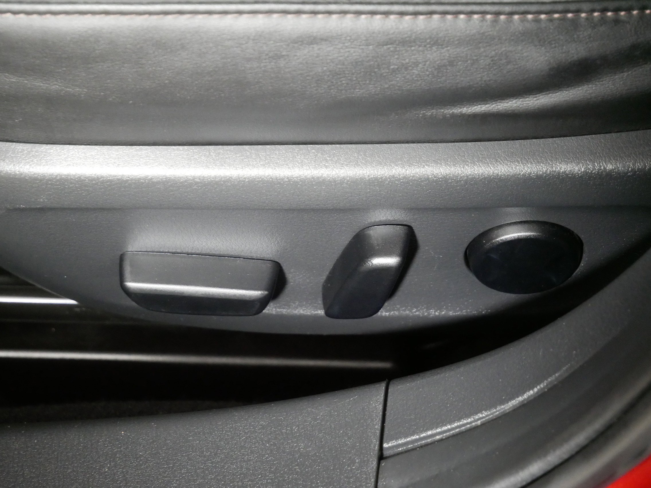 Used 2021 MAZDA MAZDA3 Hatchback w/Premium Plus Pkg image 20