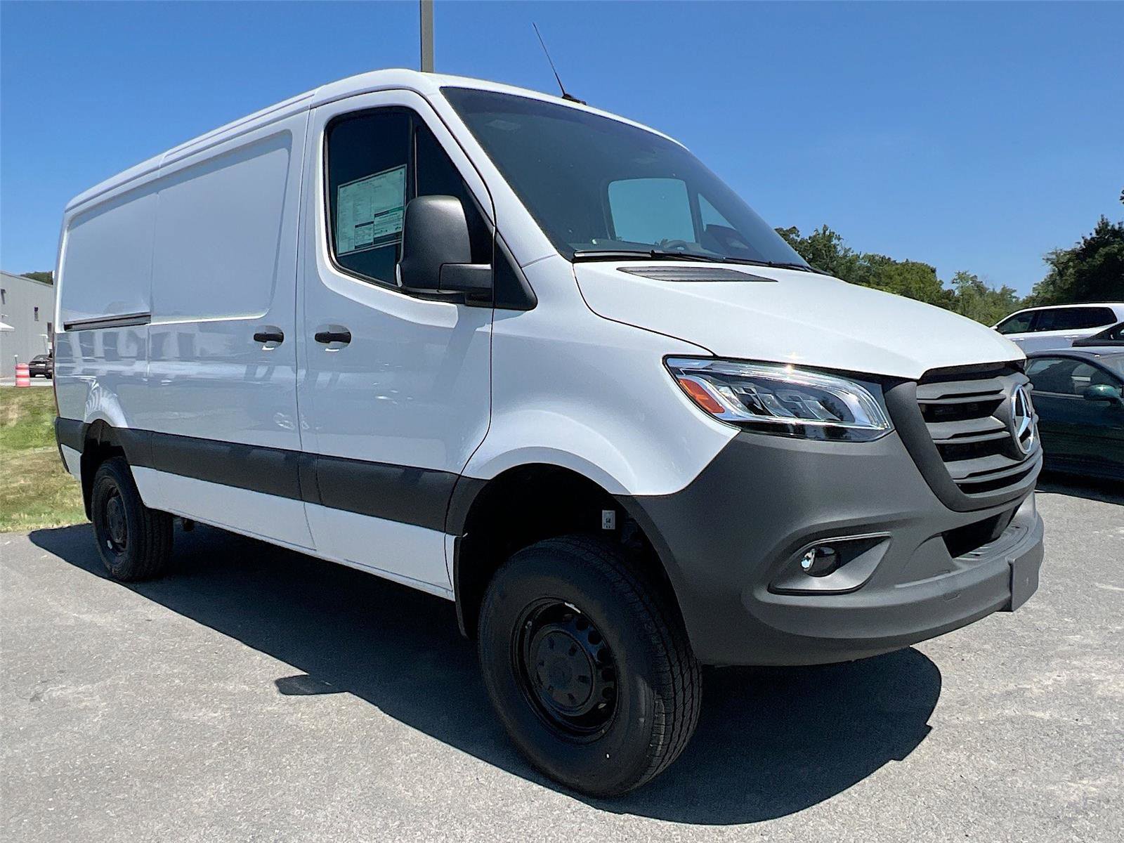 New 2025 Mercedes-Benz Sprinter 2500 image 8
