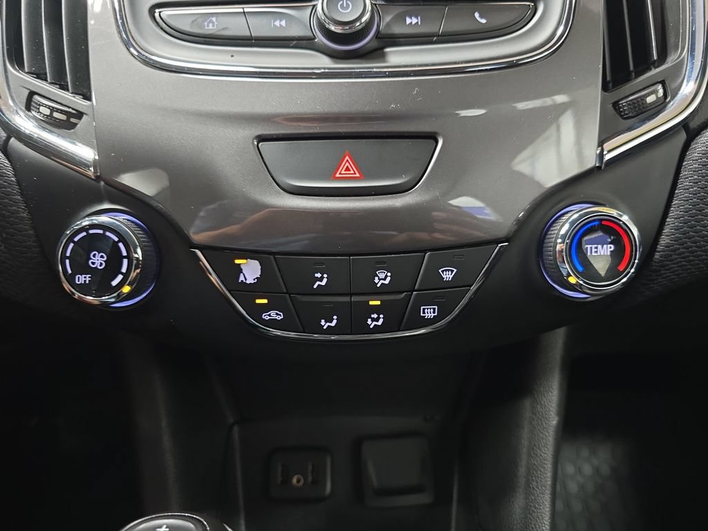Certified 2019 Chevrolet Cruze LS FWD image 20
