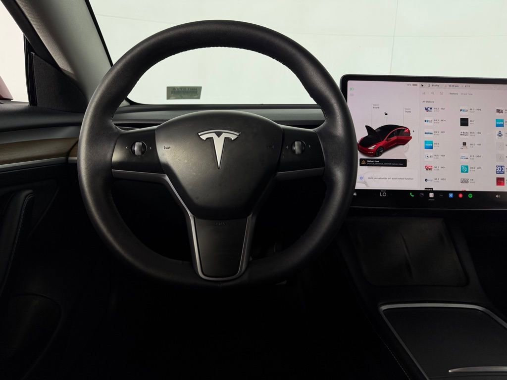 Used 2023 Tesla Model 3 Standard Range image 13