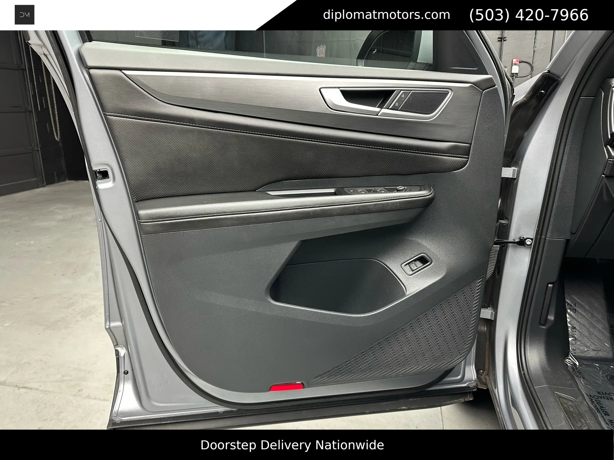 Used 2024 Volkswagen Atlas Cross Sport SE image 34