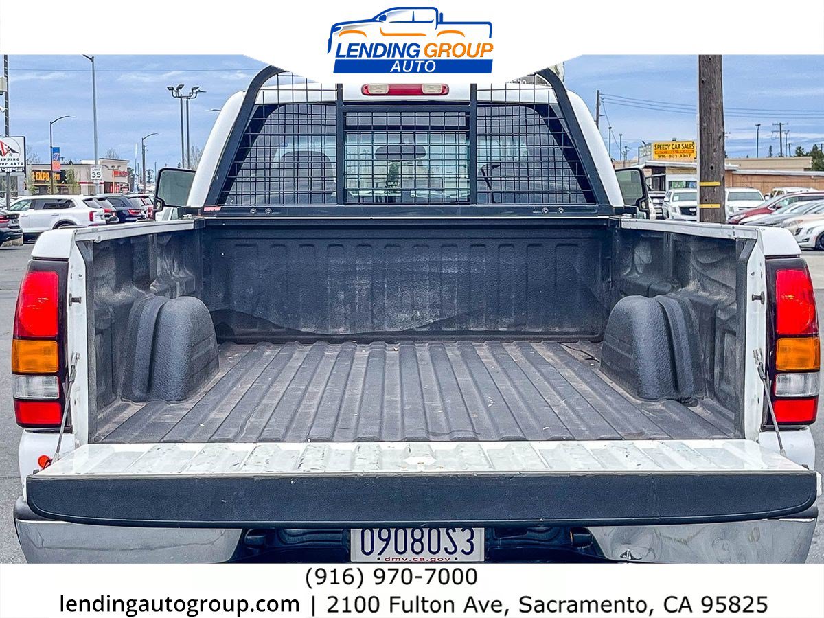 Used 2003 GMC Sierra 2500 SLT w/ SLT Preferred Equipment Group AWD/4WD image 23