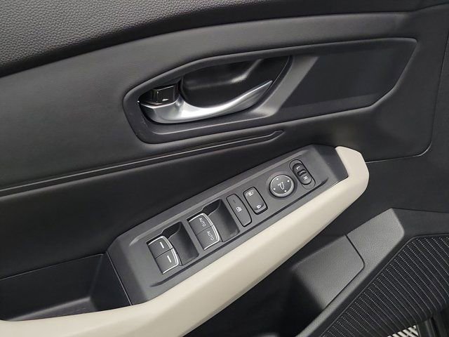 Certified 2025 Honda Accord SE image 22