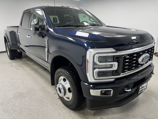 Used 2024 Ford F350 Platinum image 2