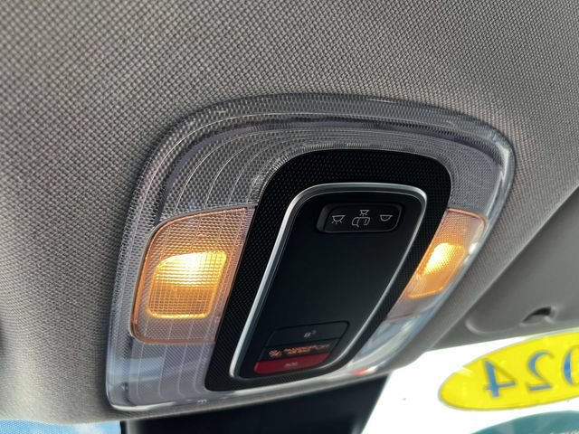 Certified 2024 Hyundai Elantra SEL FWD image 31