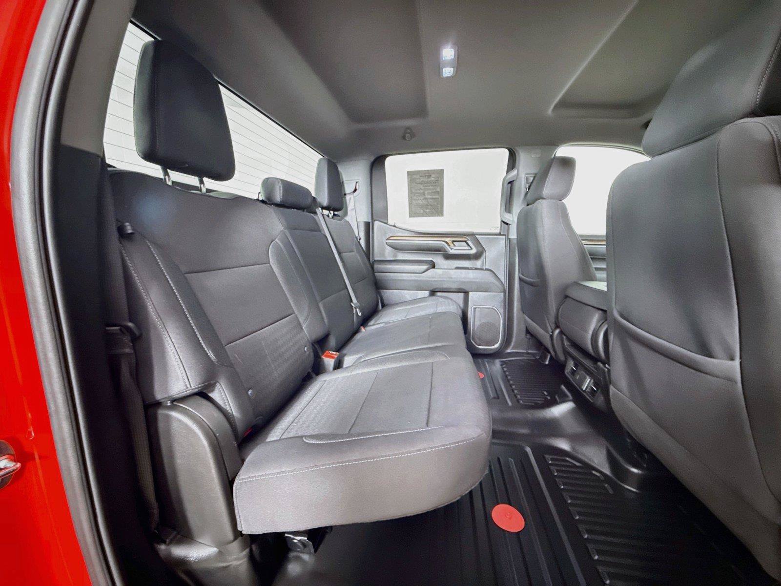 Used 2023 Chevrolet Silverado 1500 LT AWD/4WD image 28