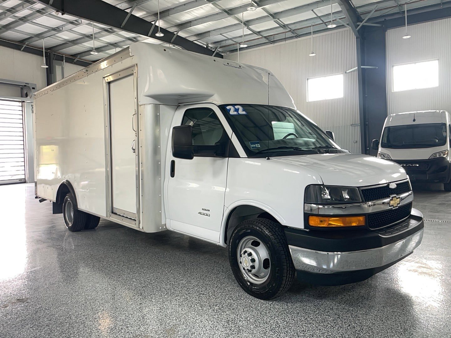 Used 2022 Chevrolet Express 4500 w/ Power Convenience Package