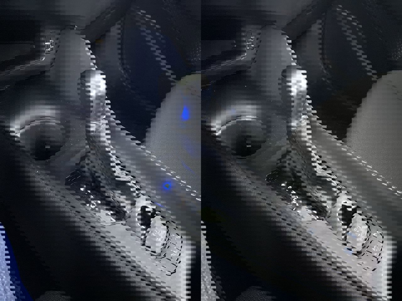 Used 2021 Toyota C-HR LE image 17