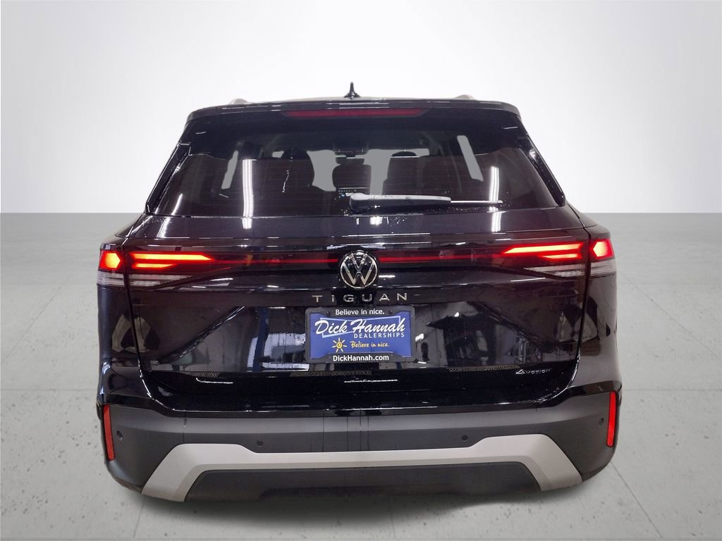 New 2025 Volkswagen Tiguan S image 11