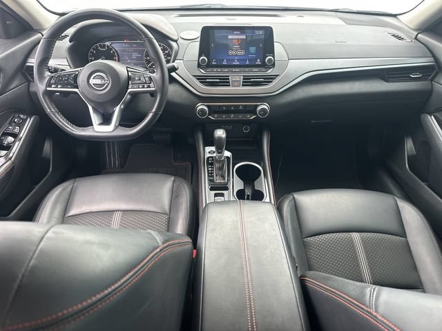 Used 2024 Nissan Altima 2.5 SR AWD/4WD image 16