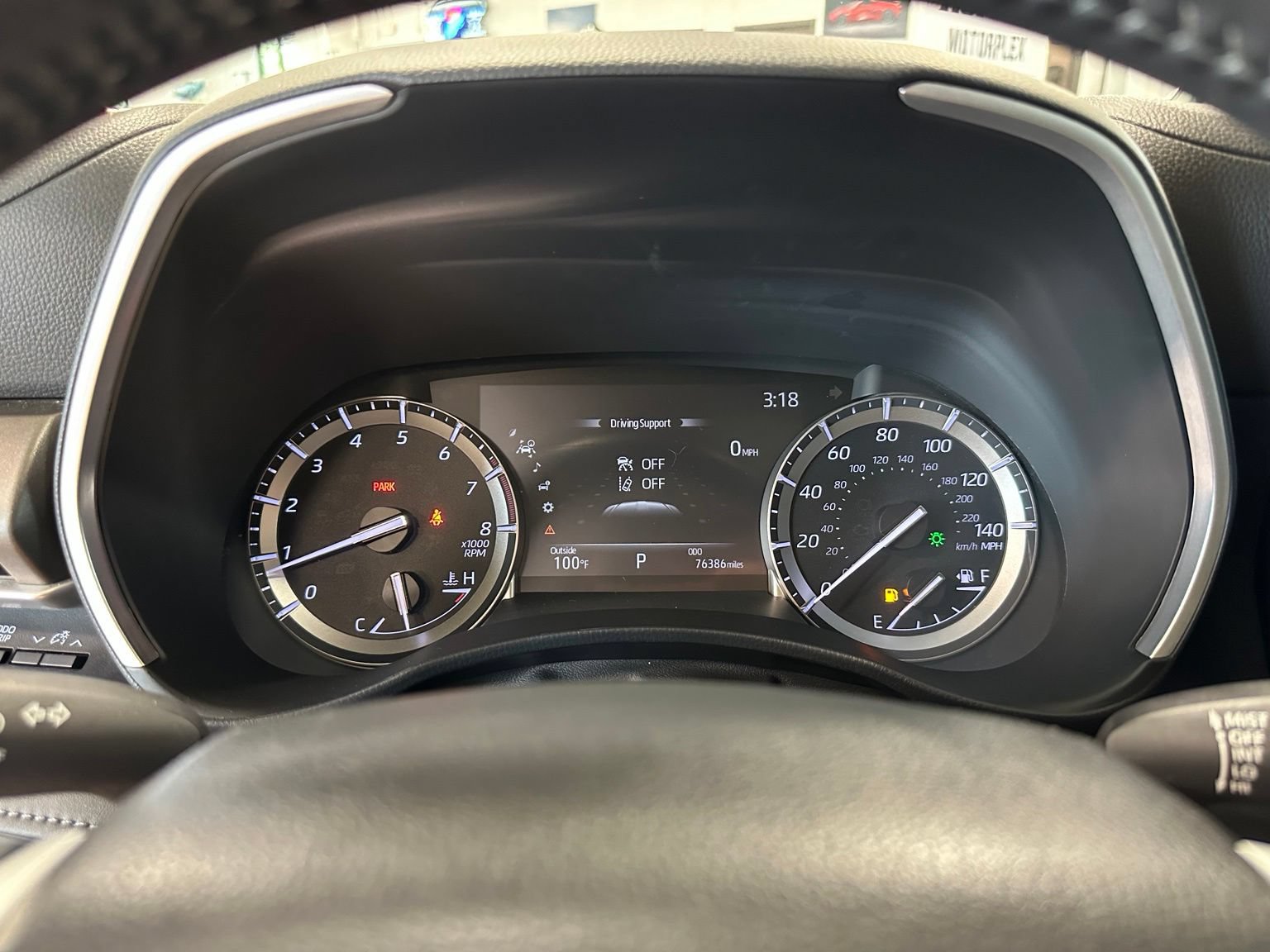 Used 2022 Toyota Highlander XLE FWD image 22