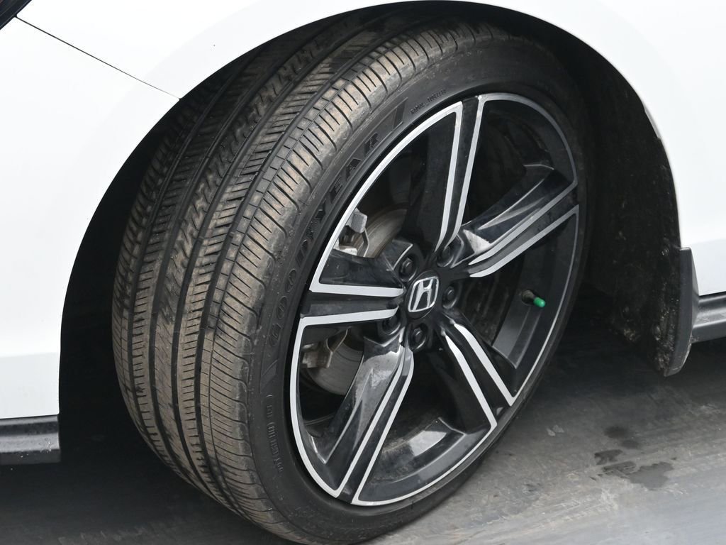 Used 2024 Honda Accord Sport image 45