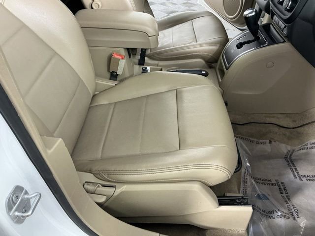 Used 2015 Jeep Patriot Limited w/ Sun/Sound Group image 14