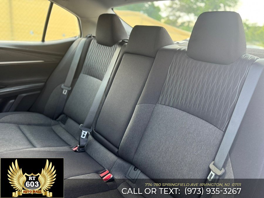 Used 2025 Toyota Camry LE FWD image 9