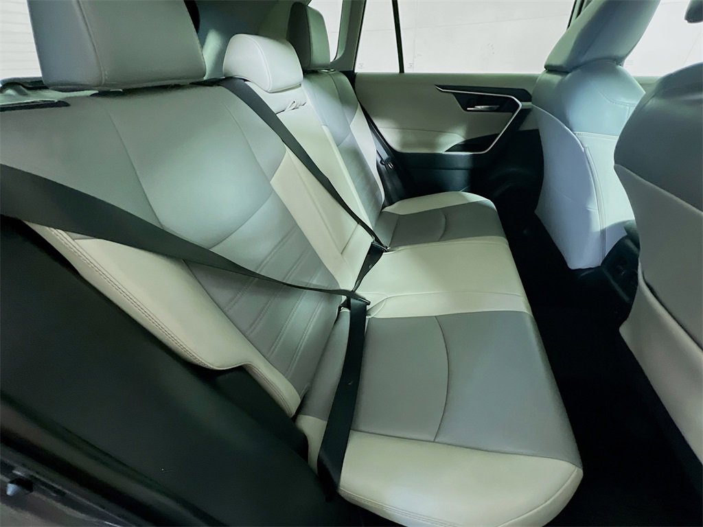 Certified 2021 Toyota RAV4 XLE Premium image 23