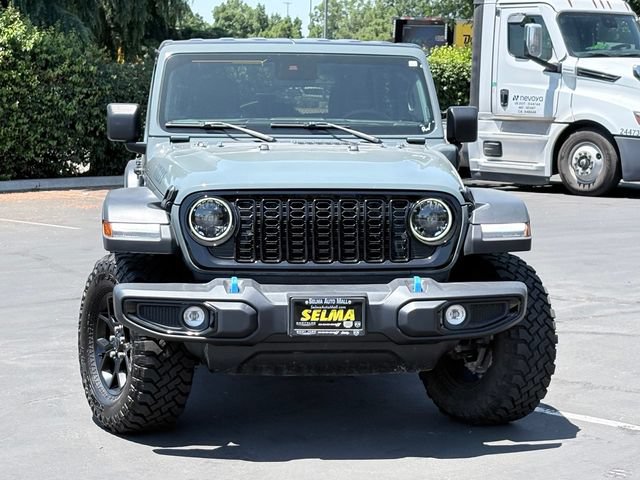 Used 2024 Jeep Wrangler Unlimited AWD/4WD image 3
