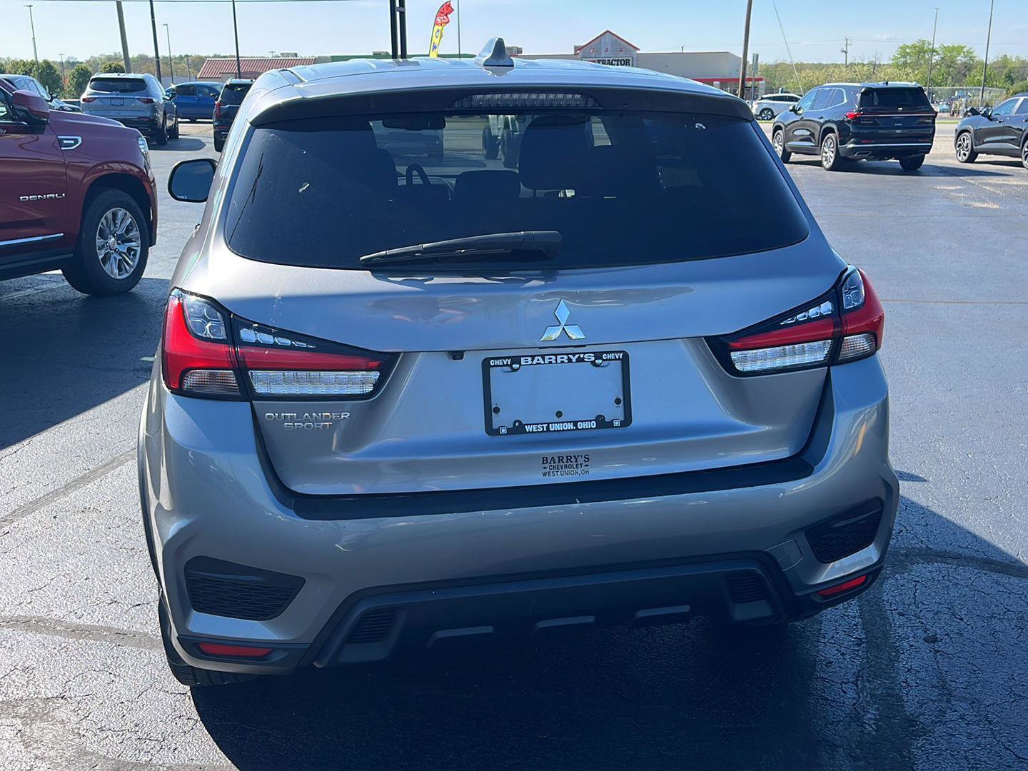 Used 2021 Mitsubishi Outlander Sport ES FWD image 4