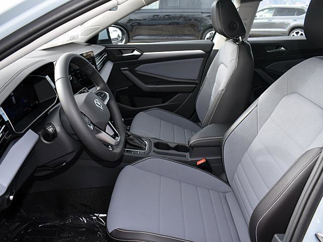 New 2026 Volkswagen Jetta SE image 7