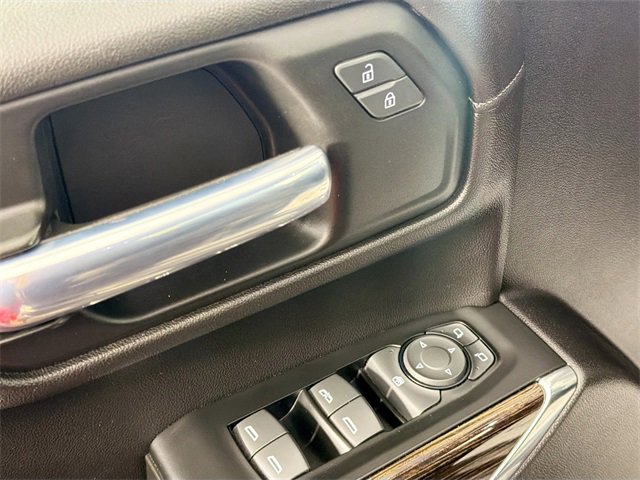 Used 2019 GMC Sierra 1500 SLE image 16