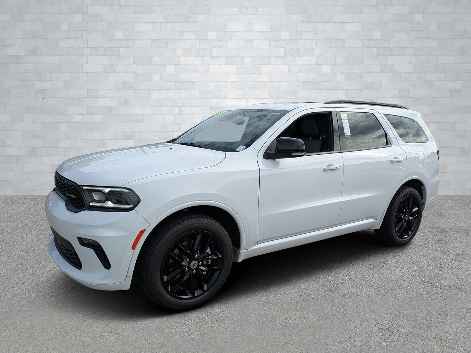 Used 2023 Dodge Durango GT image 9
