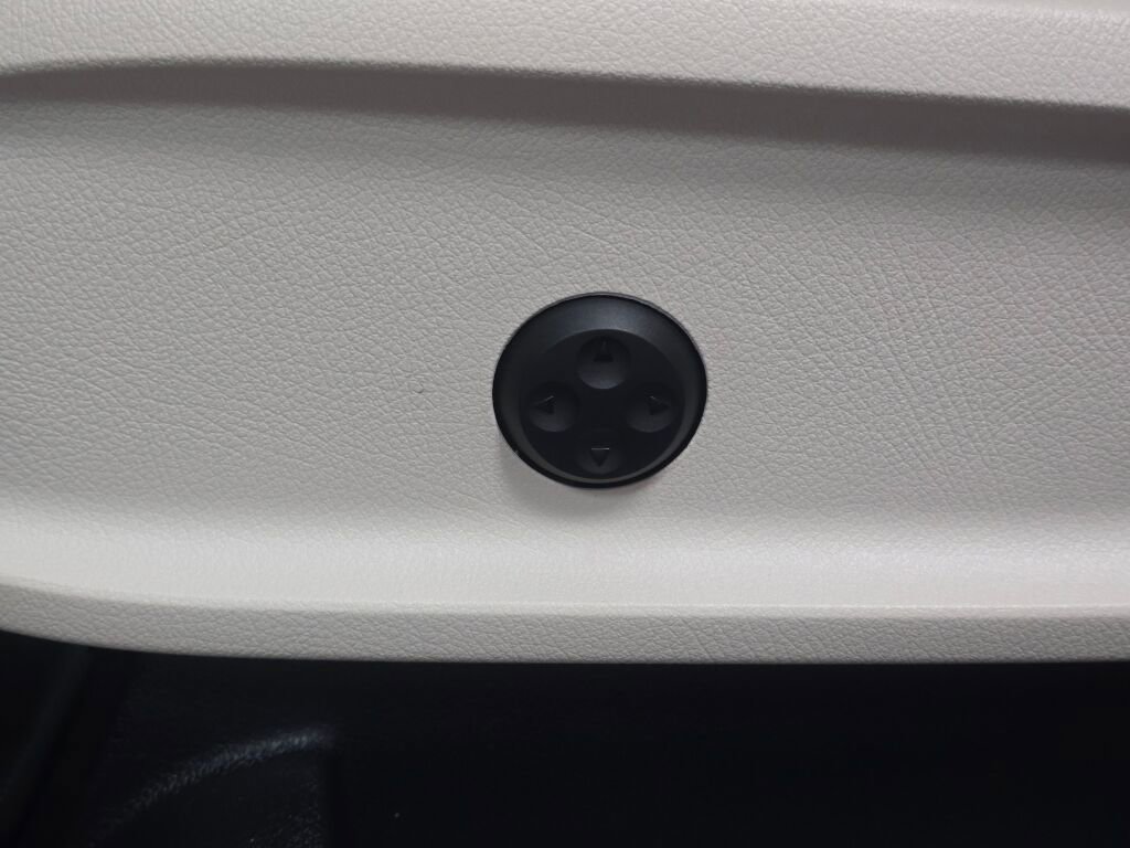 Used 2026 Mercedes-Benz GLA 250 4MATIC image 35