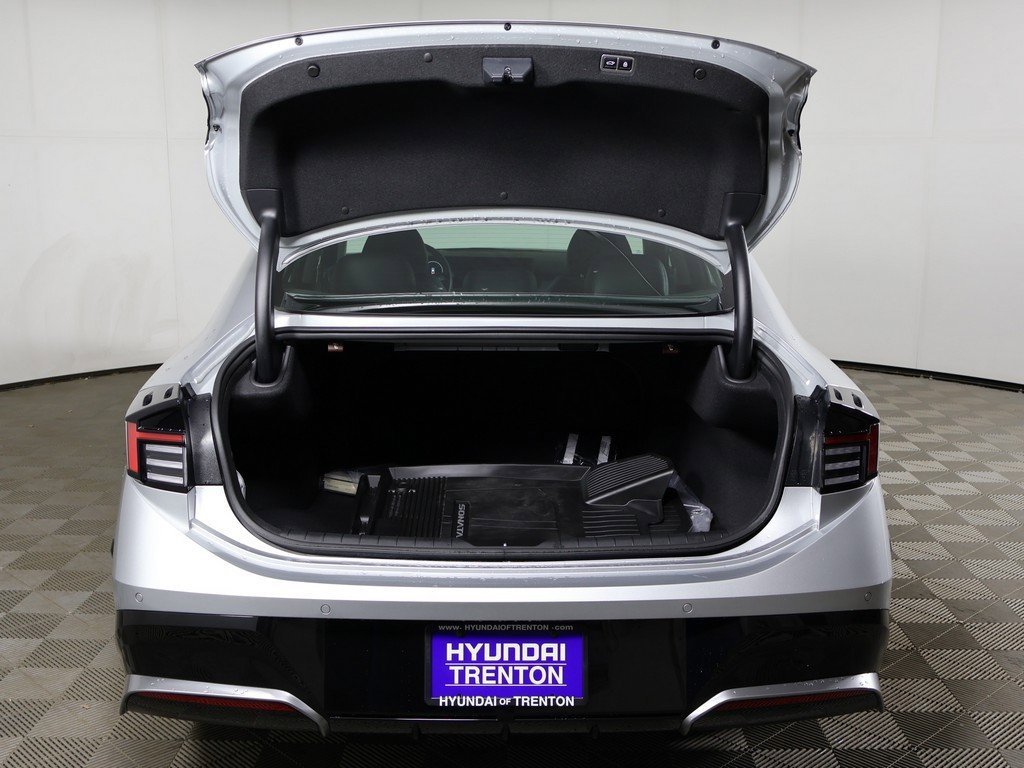 Used 2025 Hyundai Sonata Limited image 20