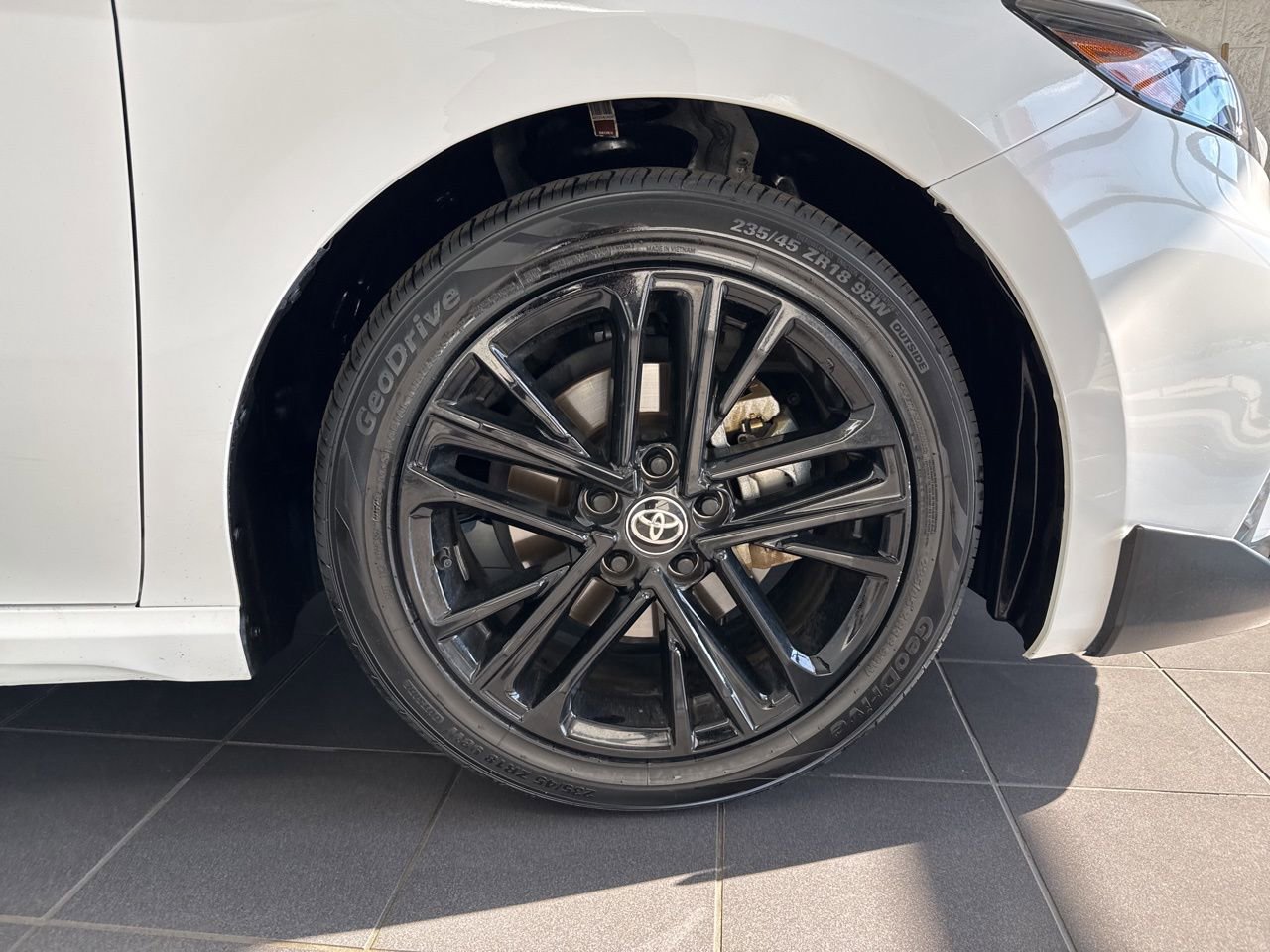 Used 2025 Toyota Camry SE w/ Convenience Package image 50
