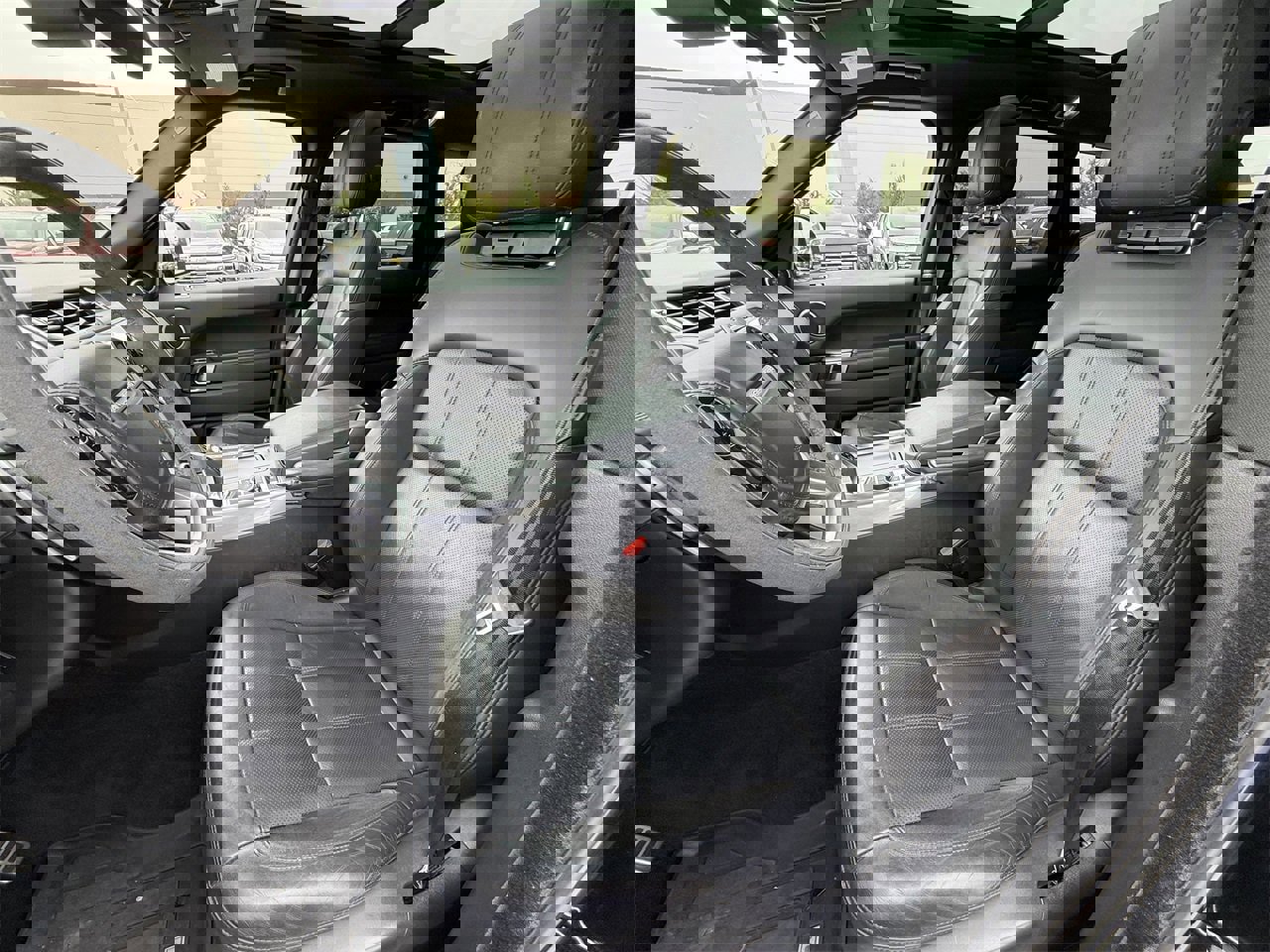 Used 2021 Land Rover Range Rover Sport HST image 24