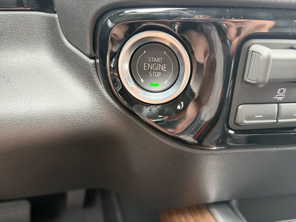 New 2026 Chevrolet Silverado 1500 High Country AWD/4WD image 27