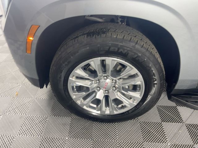 Certified 2025 GMC Yukon Denali image 8