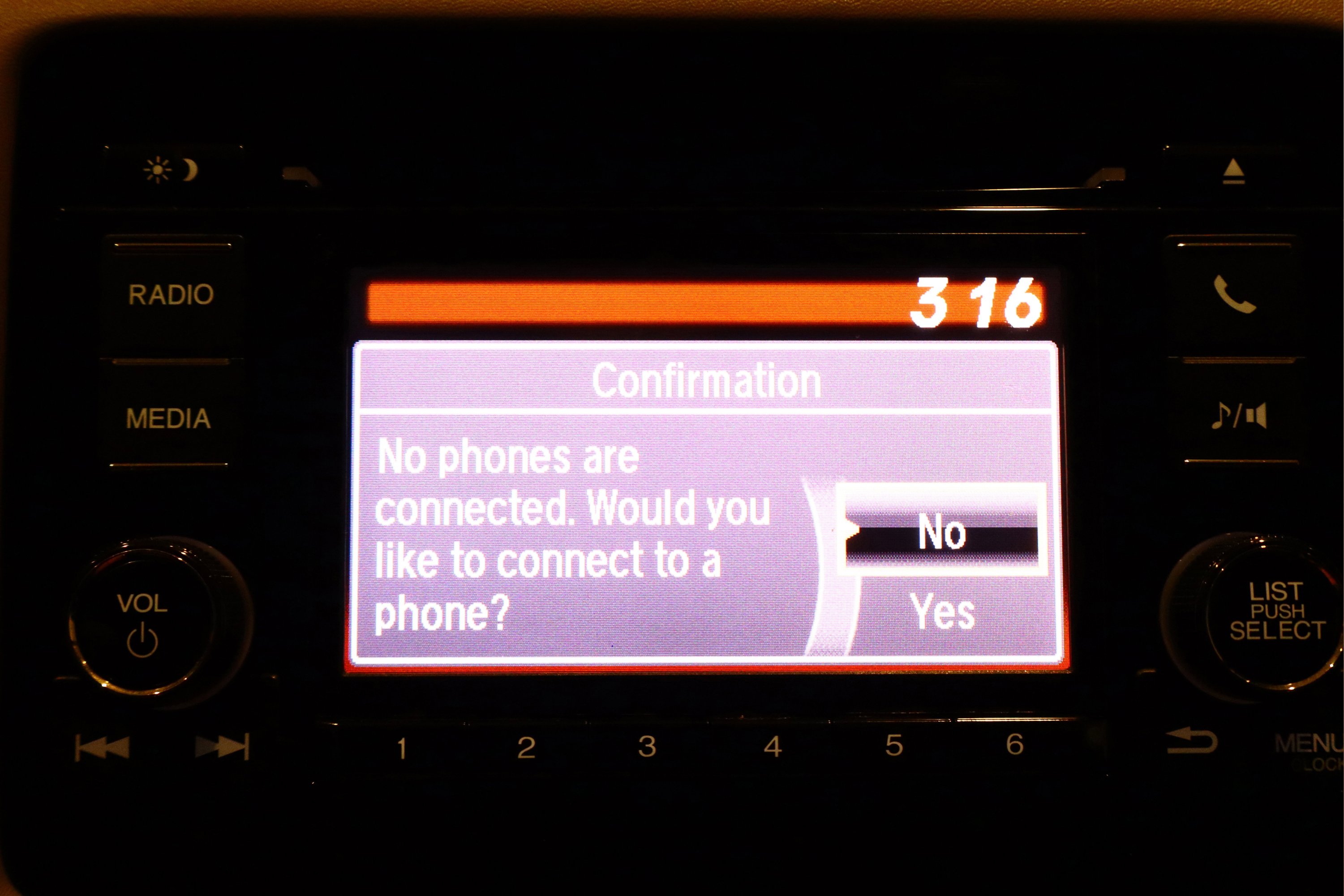 Used 2022 Honda HR-V LX image 24