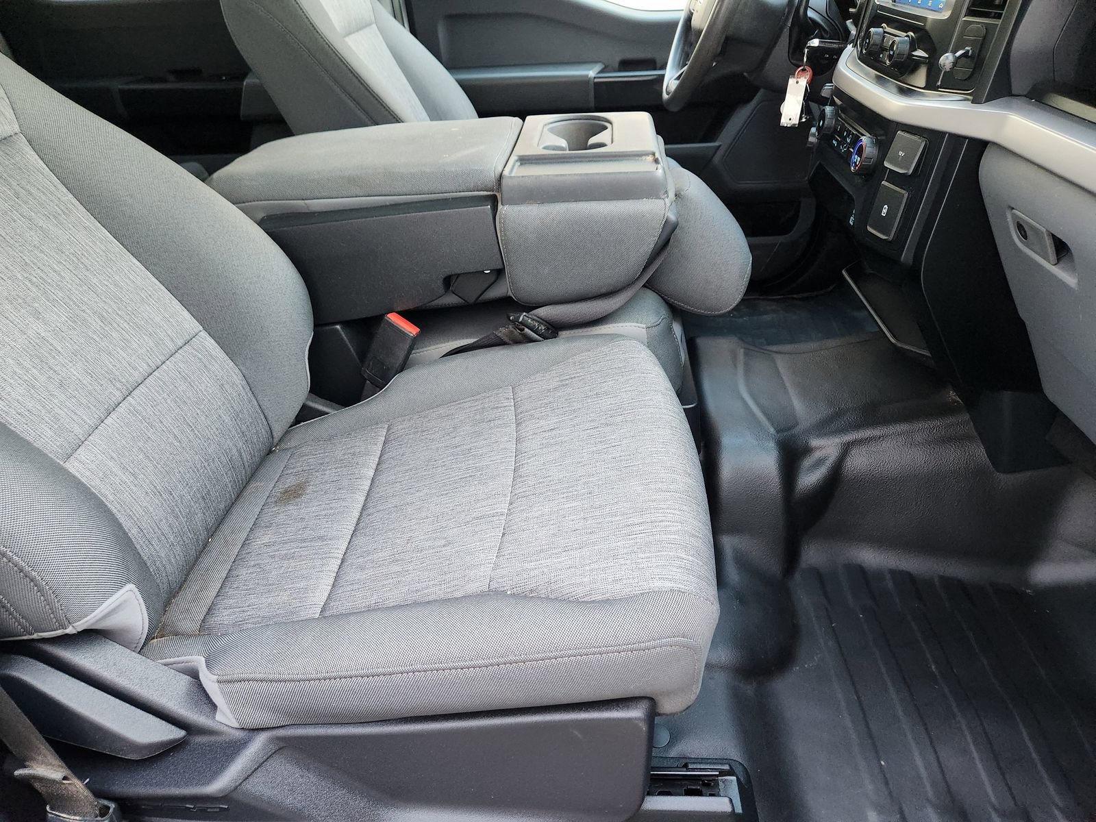 Used 2023 Ford F150 XL w/ Trailer Tow Package image 16