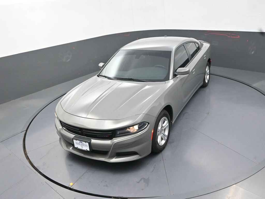 Used 2019 Dodge Charger SXT RWD image 16