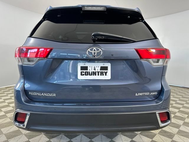 Used 2019 Toyota Highlander Limited Platinum AWD/4WD image 6