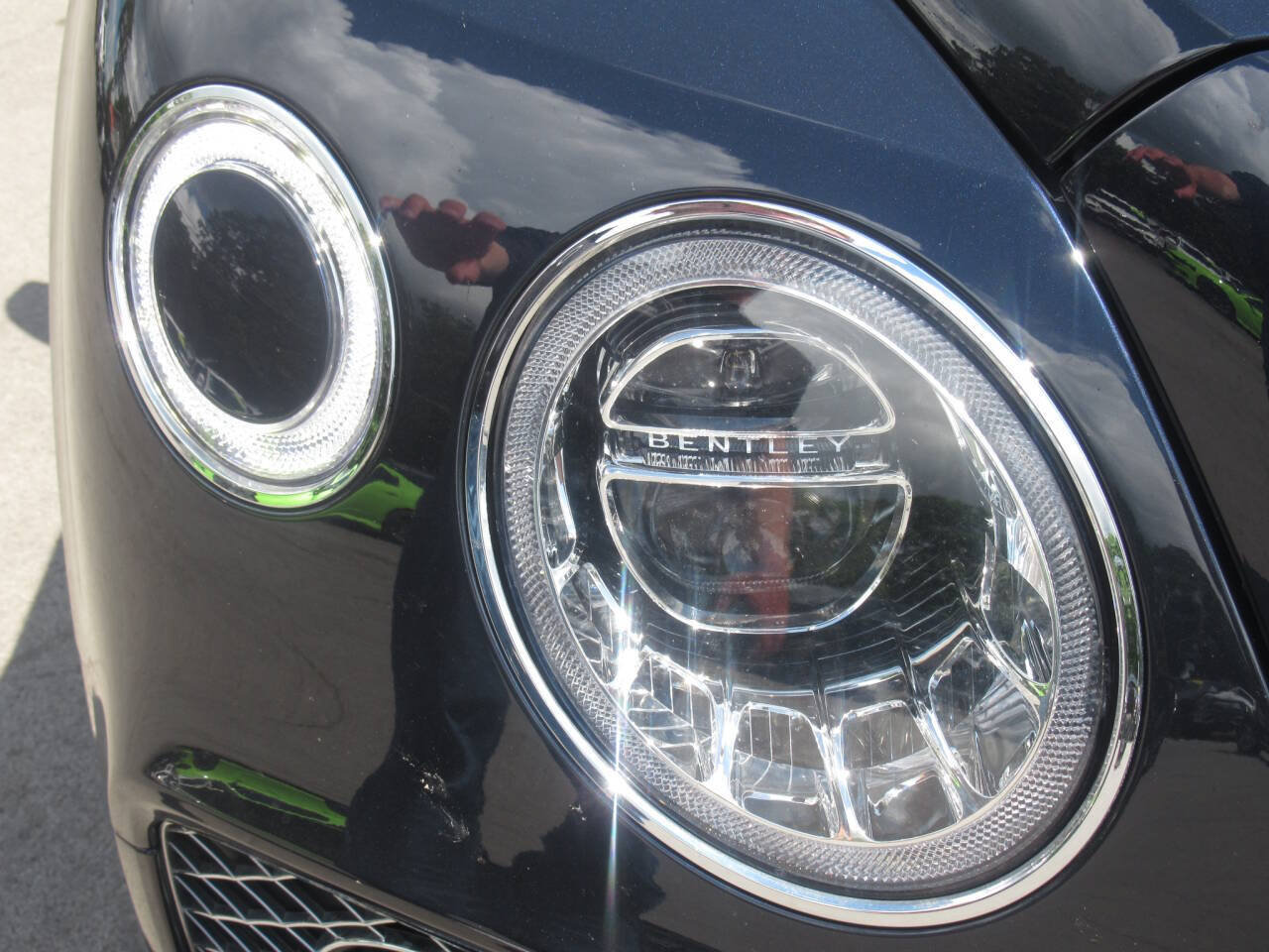 Used 2018 Bentley Bentayga AWD/4WD image 5