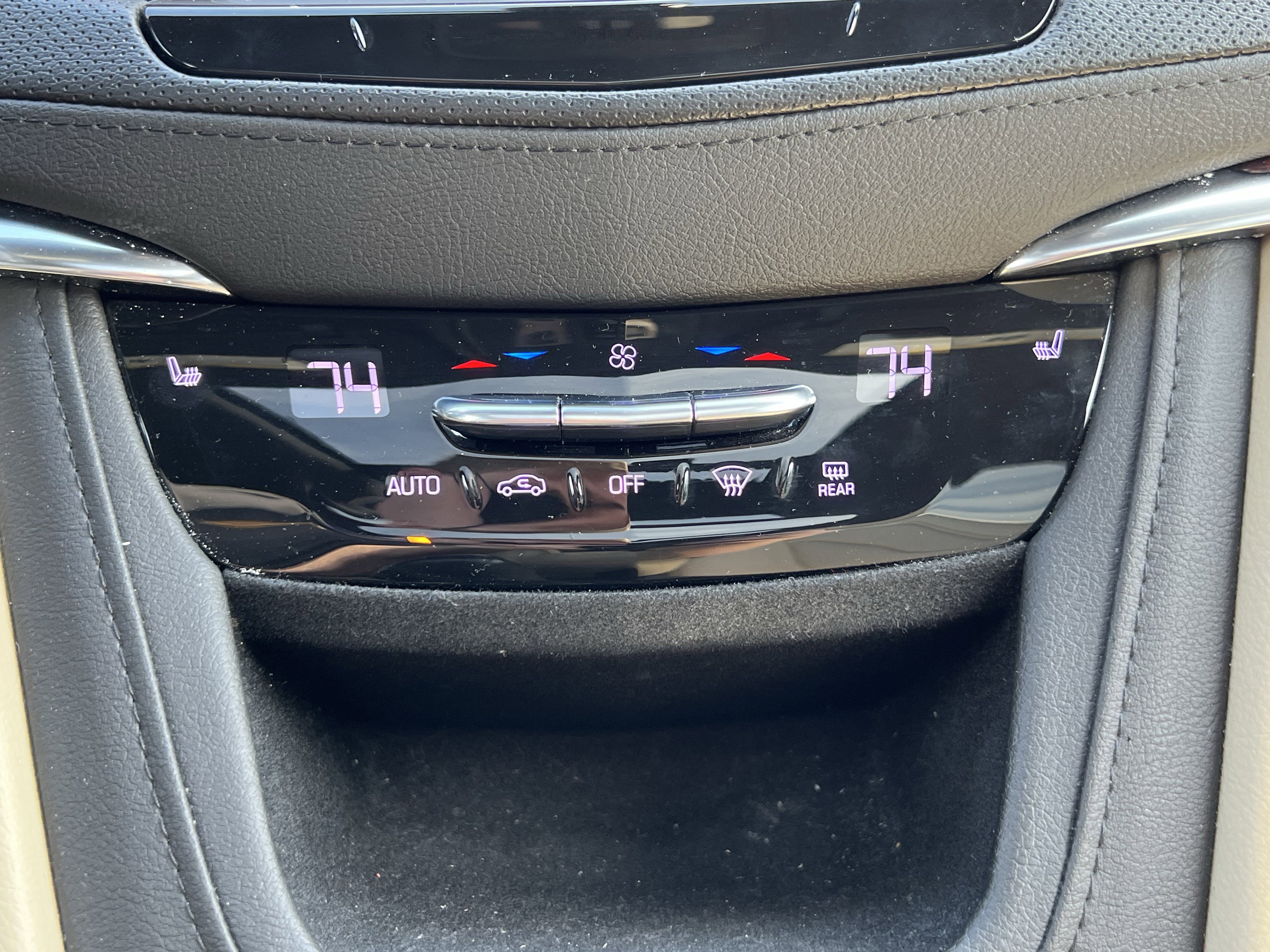Used 2019 Cadillac XT5 Luxury AWD/4WD image 30