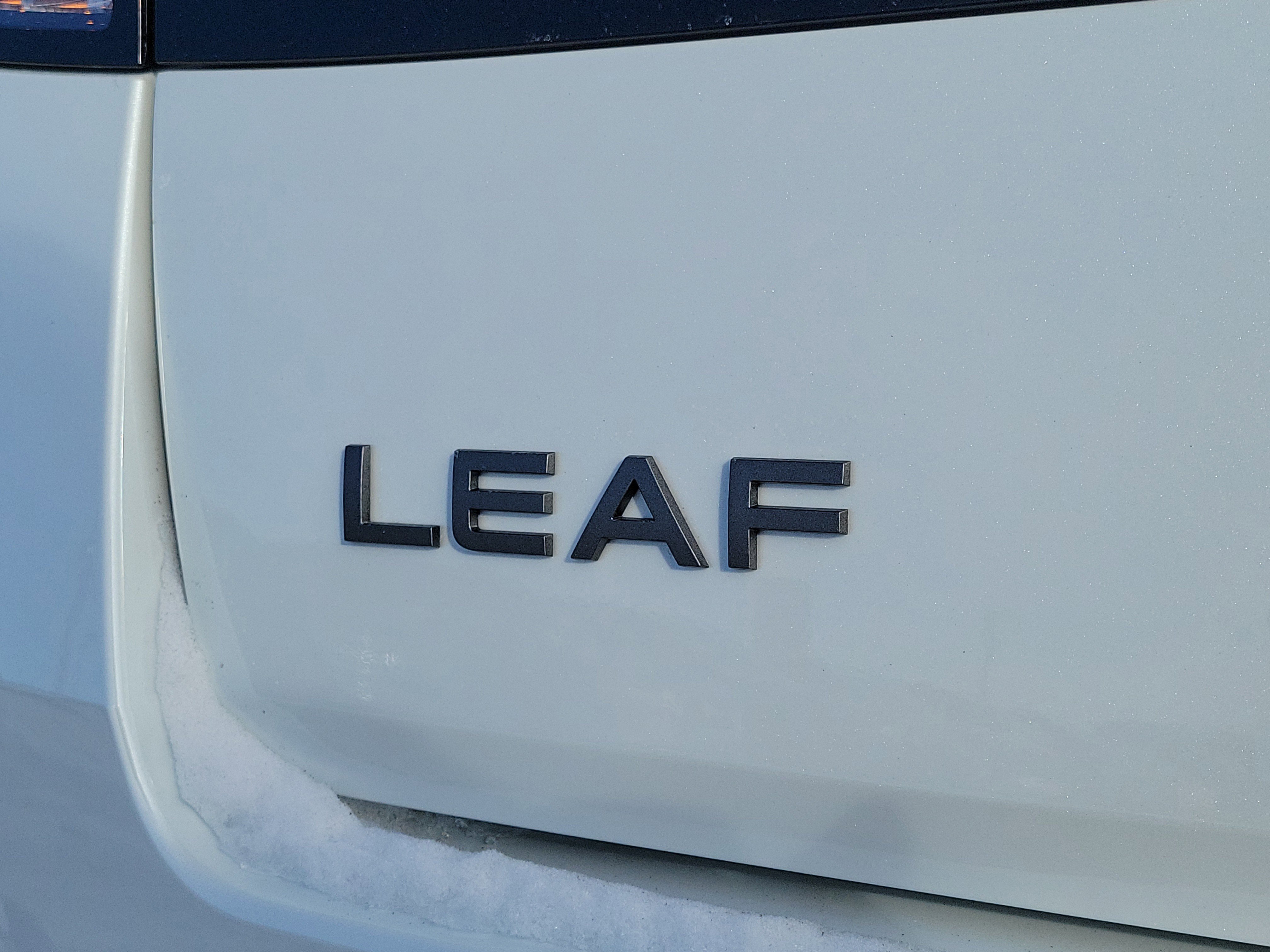 New 2026 Nissan Leaf Platinum+ w/ Cargo Package (Platinum+) FWD image 7