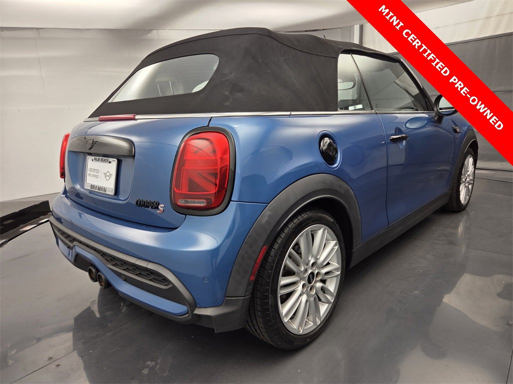 Used 2023 MINI Cooper S w/ Signature Upholstery Package image 28