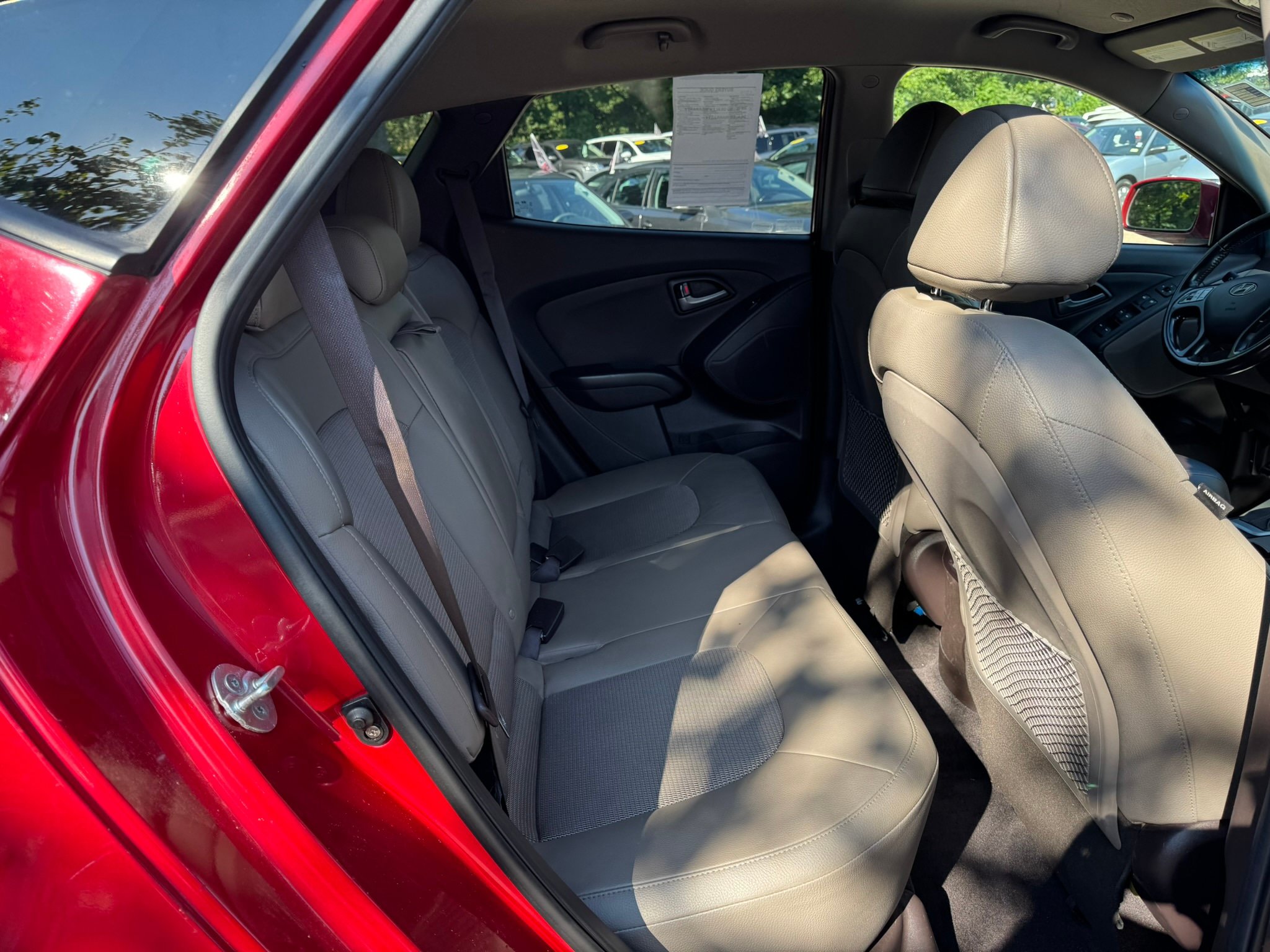Used 2014 Hyundai Tucson SE FWD image 12