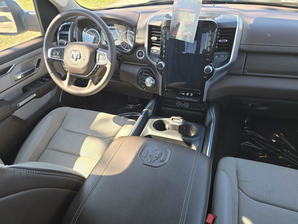 Used 2025 RAM 1500 Laramie image 22