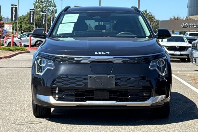 Certified 2024 Kia Niro Wind FWD image 11