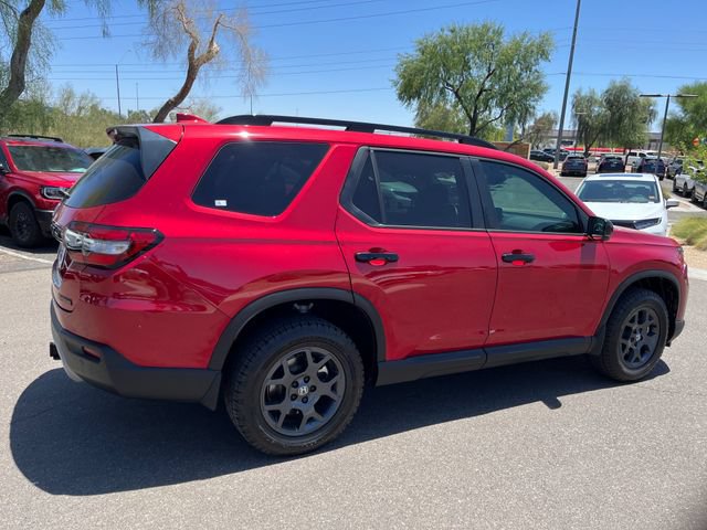 Certified 2025 Honda Pilot TrailSport image 14